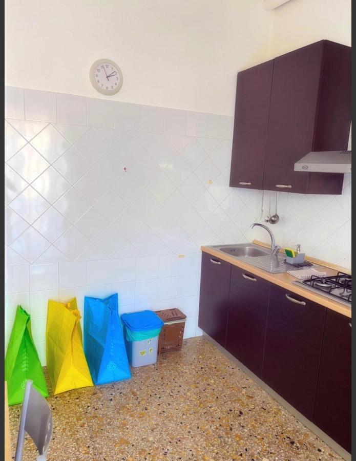 치암피노 Alexandra House 아파트 외부 사진